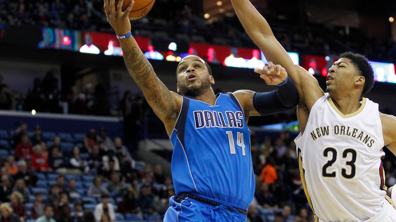 Mavericks down Pelicans